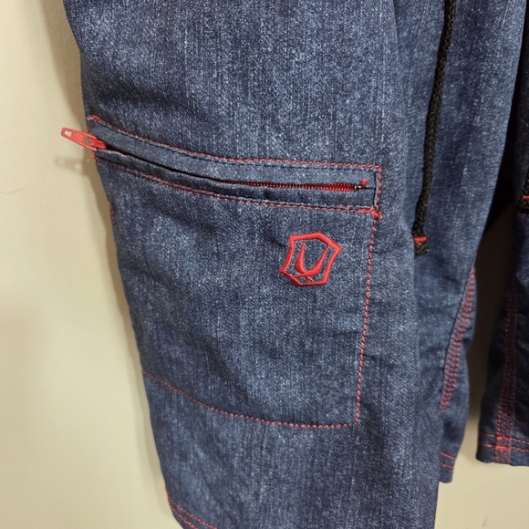 ⭐️Redsand Mens Red and Blue Casual Shorts Size L - Picture 2 of 4